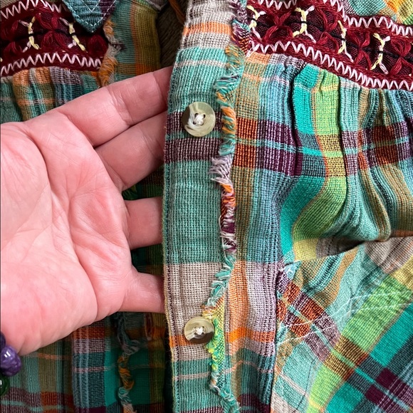 Free People Colorful Plaid Button-Down Shirt Excellent Condition - Picture 5 of 8